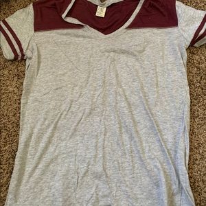 Zine medium grey and maroon vneck T-shirt